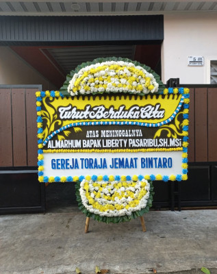 Papan Bunga Duka di Tobuuha