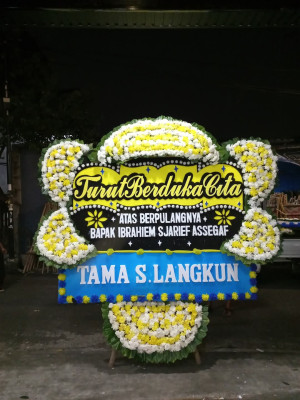 Papan Bunga Duka di Tobuuha